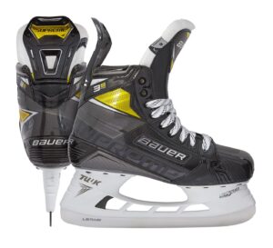 Хоккейные коньки: как выбрать