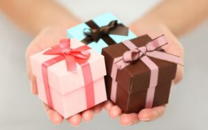 Как выбрать подарок, который точно понравится: советы