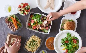 Удобная и вкусная доставка готовых блюд: как сэкономить время и насладиться вкусом